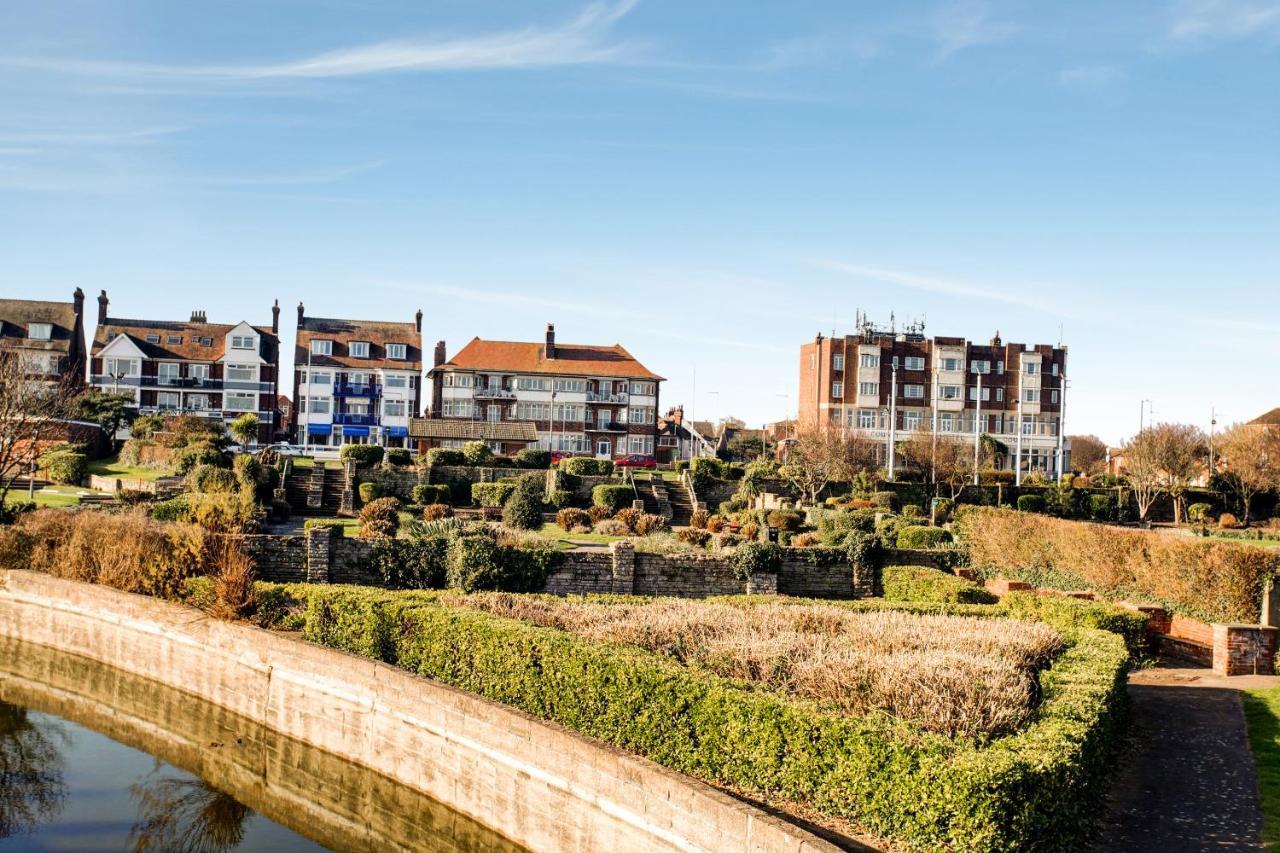 Oyo Grosvenor House Hotel Skegness Zewnętrze zdjęcie